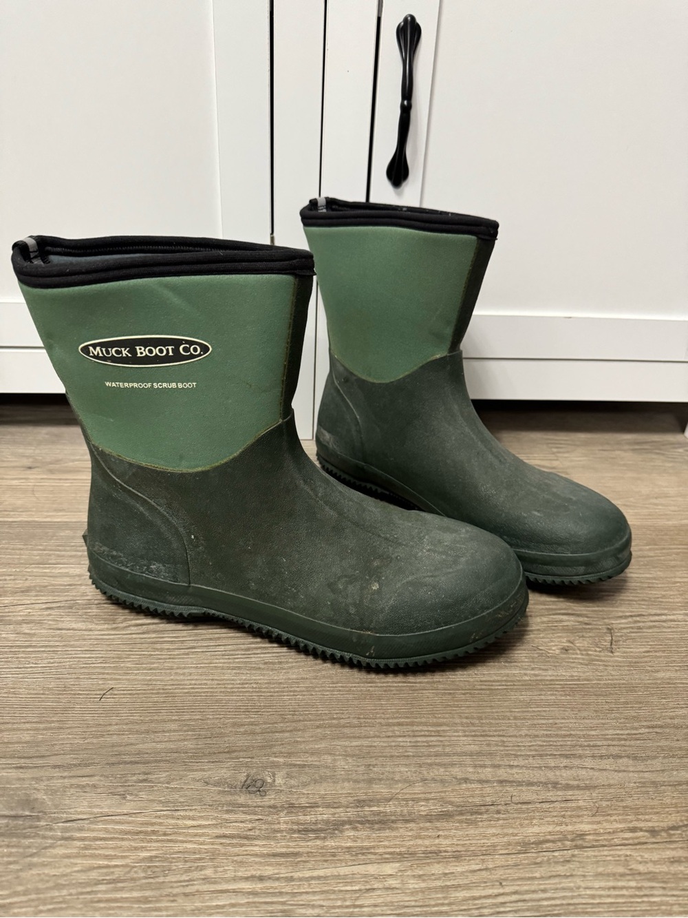 Muck Boots Men’s size 10.5/11 Women’s 12/12.5. Original Muck Boost Waterproof